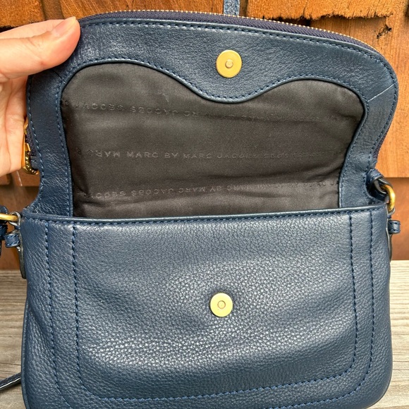 Vintage MARC JACOBS Petal to the Metal Flap Pouchette Crossbody wallet set - Picture 6 of 17